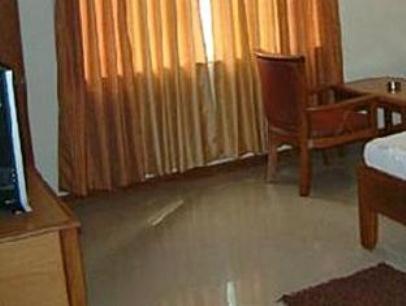 Hotel Chitra Park Tiruchchendūr Szoba fotó