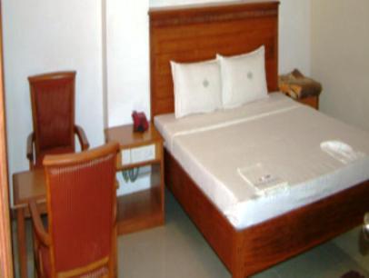 Hotel Chitra Park Tiruchchendūr Szoba fotó