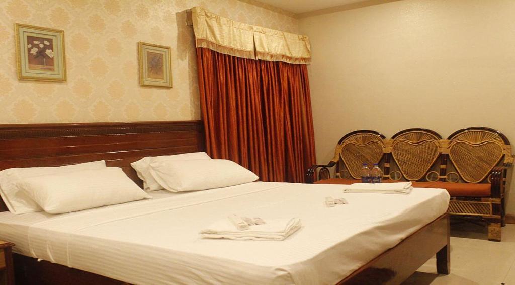 Hotel Chitra Park Tiruchchendūr Kültér fotó