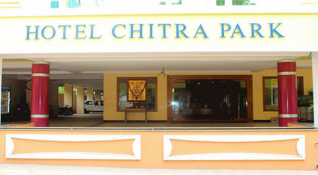 Hotel Chitra Park Tiruchchendūr Kültér fotó